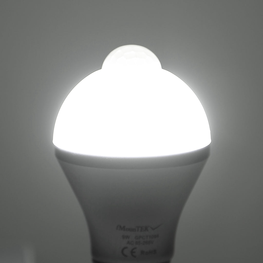 E27 Motion Sensor Light Bulb 9W 6500K Dusk To Dawn Automatic On-Off LED Light Bulb Indoor Outdoor Use