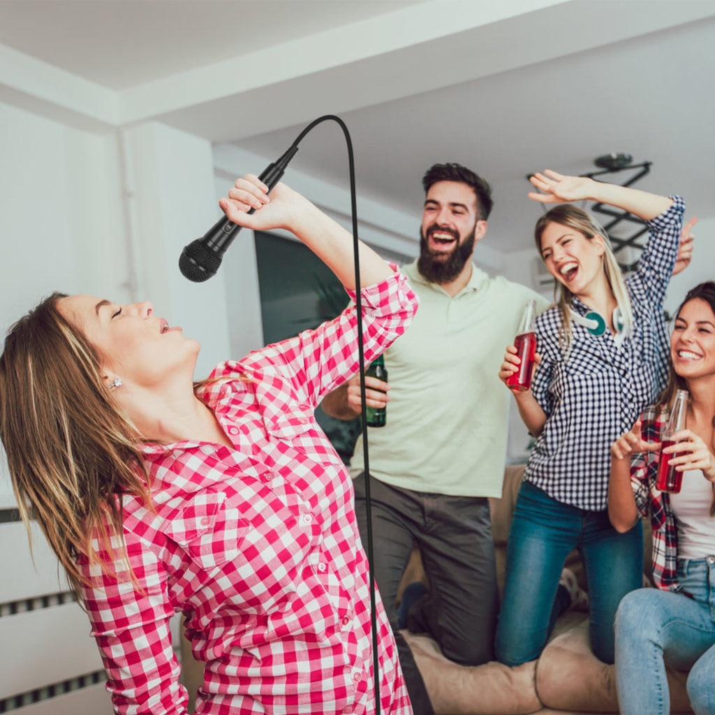 1Pc Handheld Wired Microphone Cardioid Dynamic Vocal Mic With On Off Button 13ft Cable 6.35 Mm Jack For Speaker Karaoke Ampilifier Mixer Professional Studio Live Performance